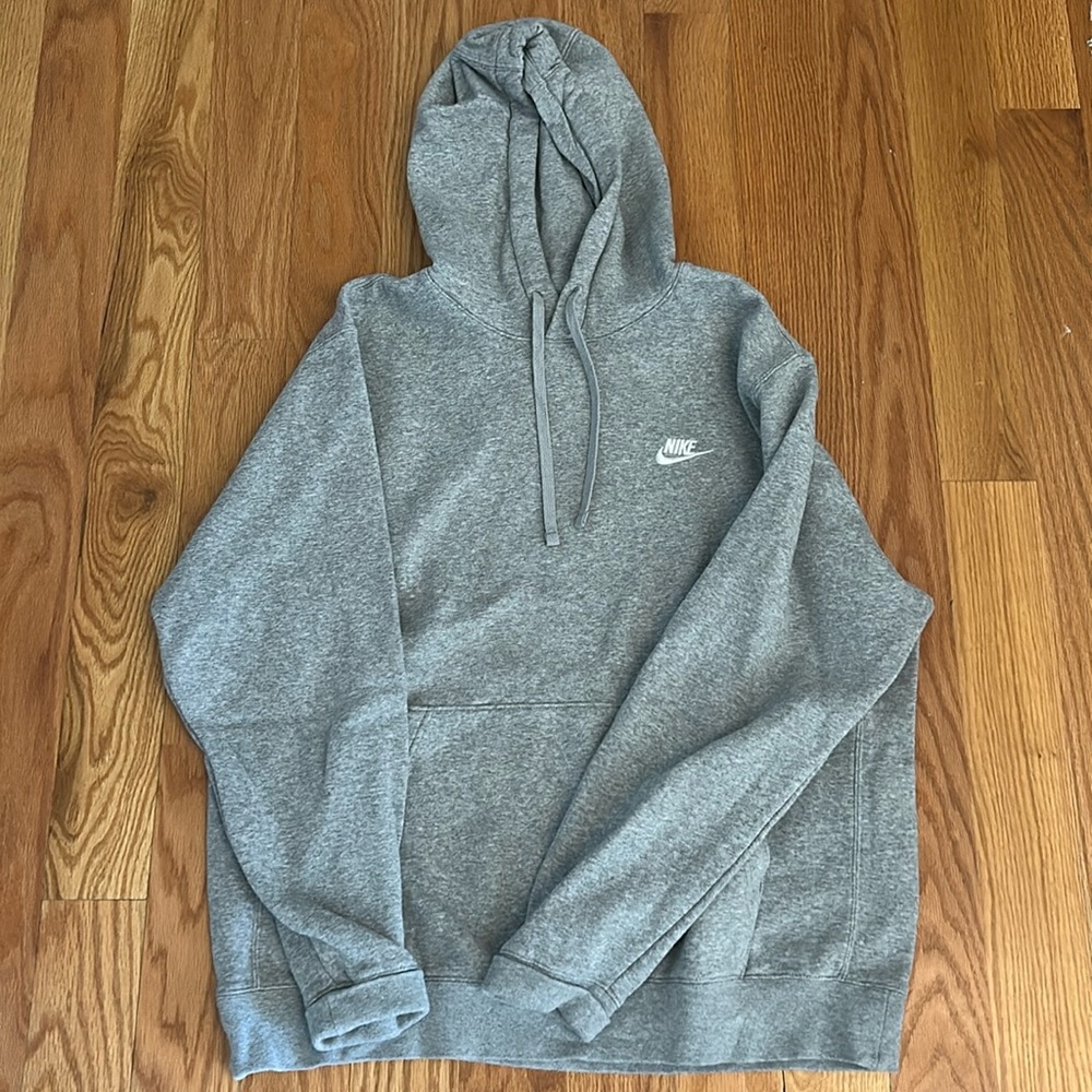Nike Men's Sportswear Club Fleece Hoodie - Mens Large - Gray